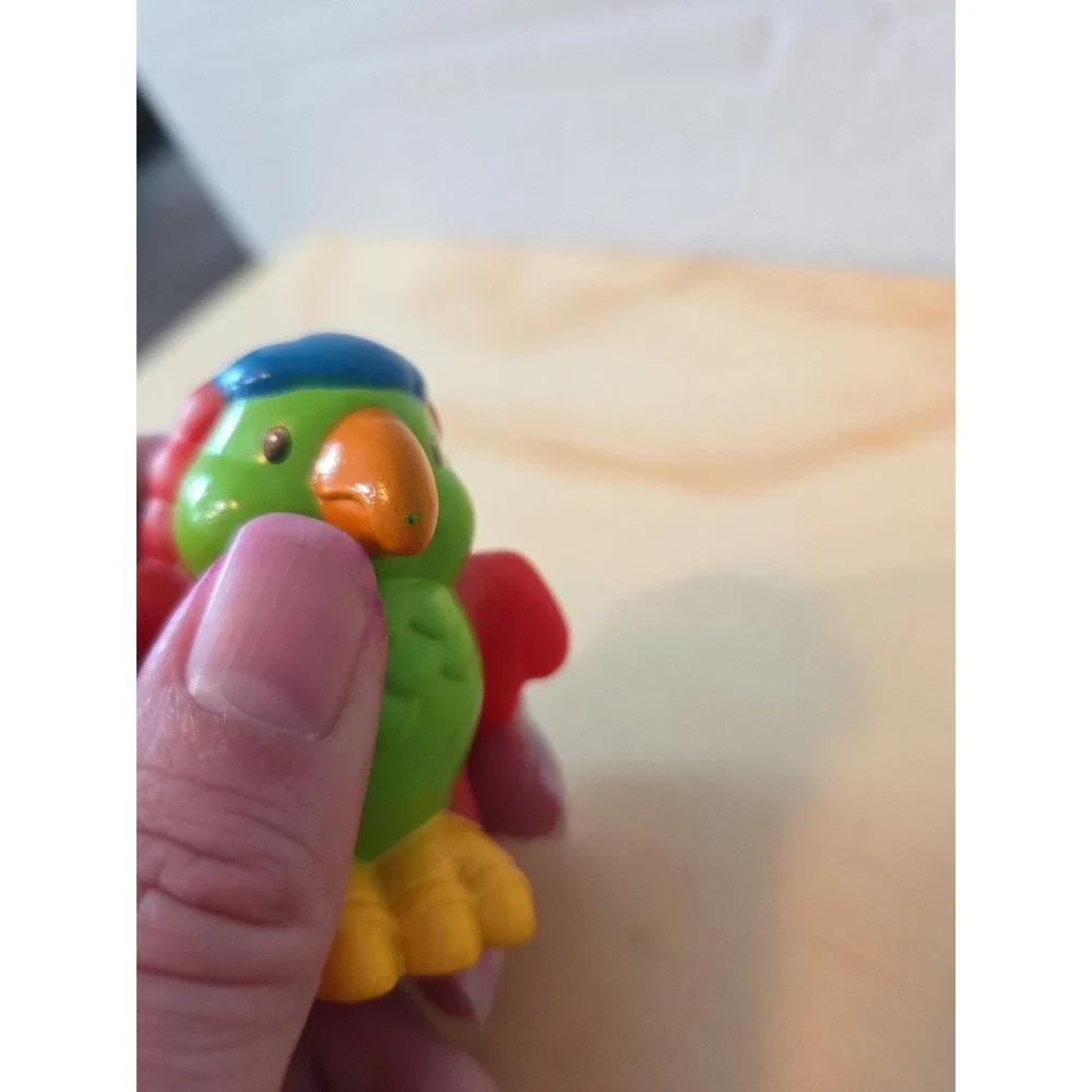 Fisher Price Little People Parrot Bird Red Green‎ Pirate Ship Noahs Ark Zoo